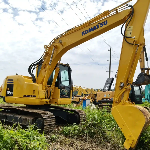 Komatsu PC138US2