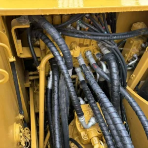 حفارة Cat 315D2GC مستعملة للبيع9