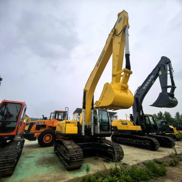 used KOBELCO SK250D excavator for sale1