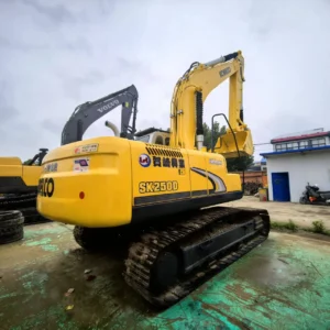used KOBELCO SK250D excavator for sale8