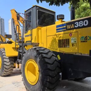 used KOMATSU Max Avance WA380 vehicle for sale5