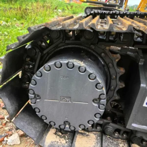used KOMATSU PC240LC excavator for sale6