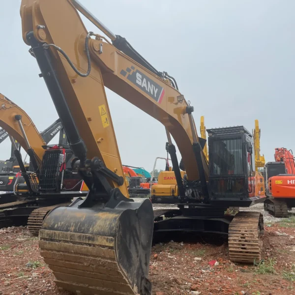 Escavadora SANY 265C usada para venda7