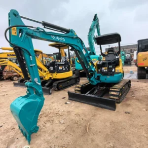 escavadora kubota U-35 usada para venda2
