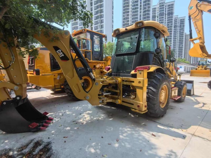подержанный экскаватор Cat Cat420F для продажи7