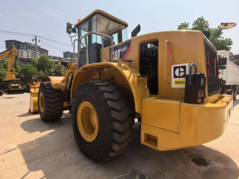 подержанный лодочный станок Cat Cat966H для продажи1