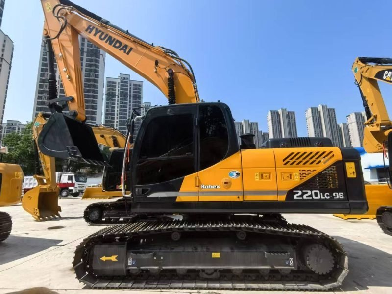 used Hyundaixi 现代220 -9S excavator for sale9
