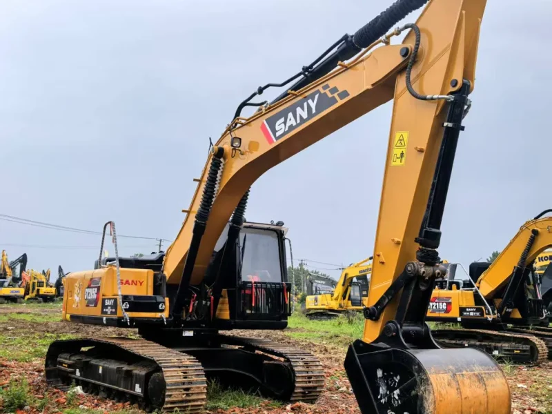 Escavadora SANY 205C usada para venda9