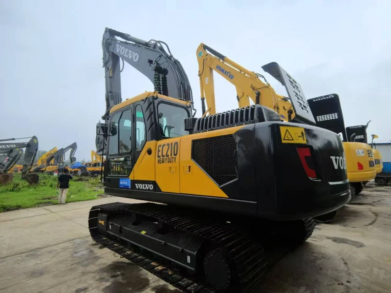 used Volvo EC210excavator for sale9
