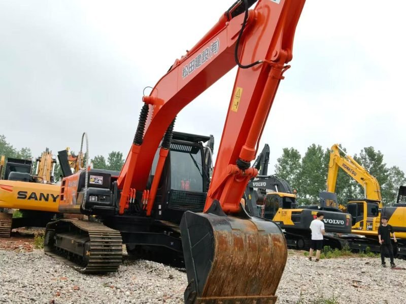 used hitachi ZAXIS200 excavator for sale10