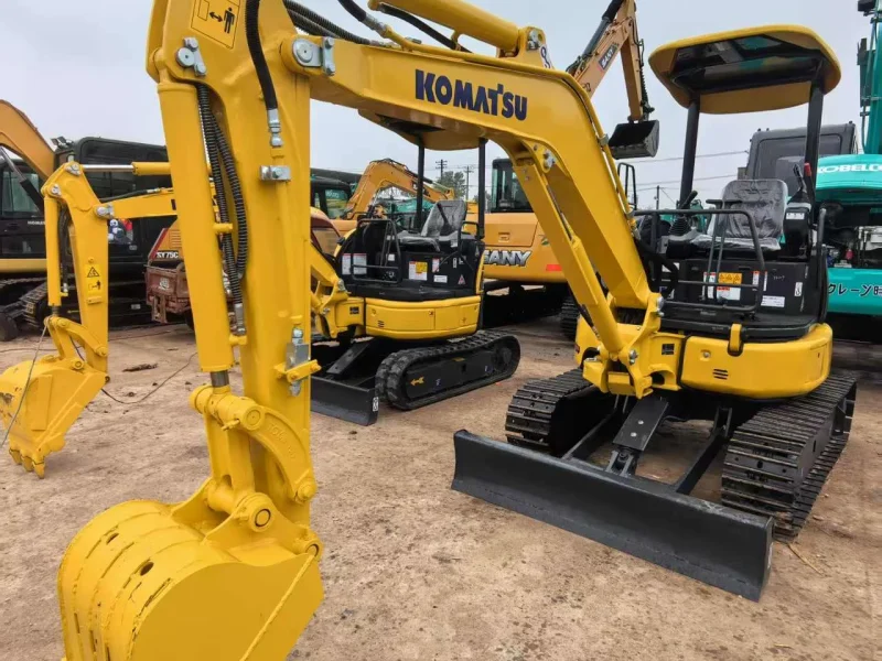 used komatsu PC30MR excavator for sale1